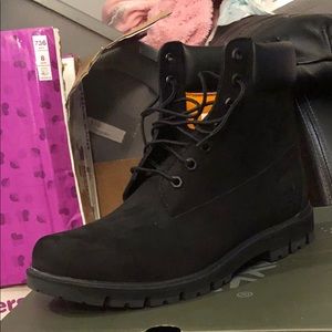 Men’s classic black timberlands